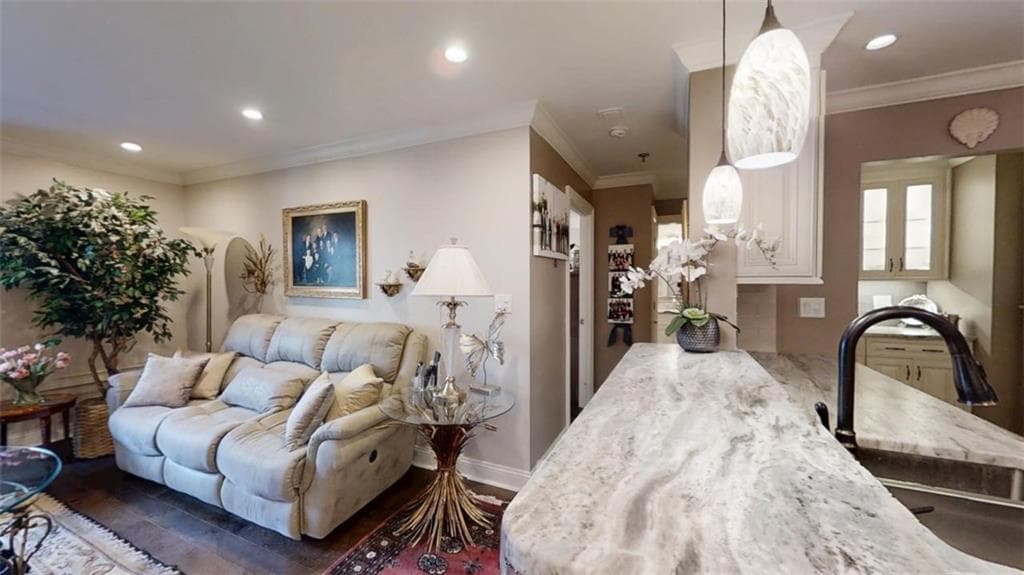 2 bedroom, 2 bathroom condominium sold at 300 Johnson Ferry Road A403, Atlanta, GA 30328