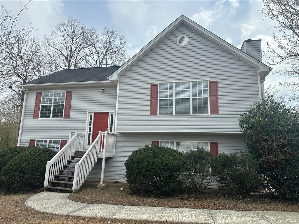 3 bedroom, 3 bathroom single family residence sold at 1001 Fishback Way, Sugar Hill, GA 30518