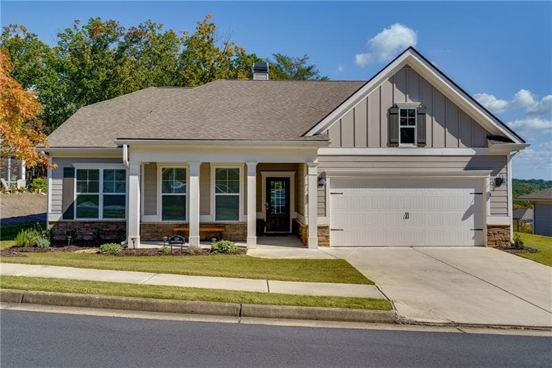 3 bedroom, 2 bathroom single family residence sold at 329 Cherokee Drive, Waleska, GA 30183