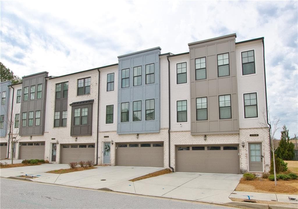 3 bedroom, 4 bathroom townhouse sold at 2758 Maddison Towns Avenue, Norcross, GA 30071