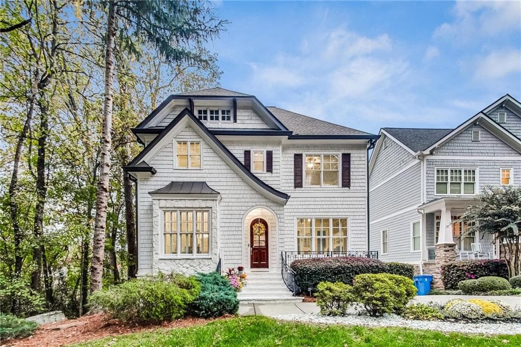 6 bedroom, 5 bathroom single family residence sold at 3580 S Sherwood Road, Smyrna, GA 30082