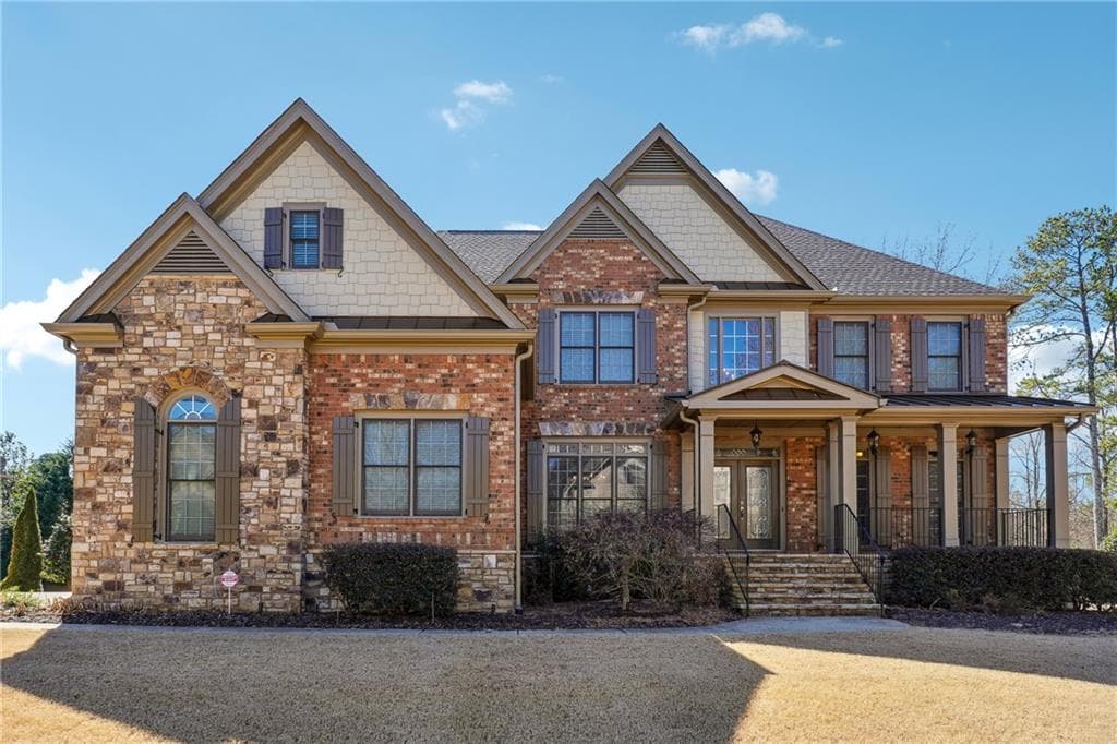 6 bedroom, 6 bathroom single family residence sold at 2916 Kings Walk Avenue, Marietta, GA 30062