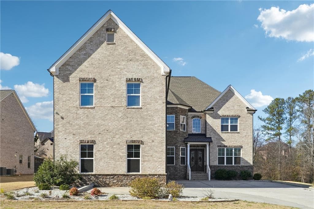5 bedroom, 5 bathroom single family residence sold at 5095 FIVE FORKS TRICKUM Road, Lilburn, GA 30047