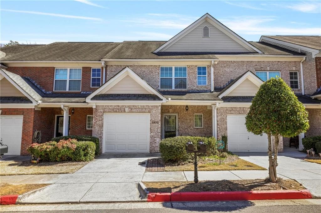 2 bedroom, 3 bathroom townhouse sold at 1832 Willow Branch Lane H, Kennesaw, GA 30152