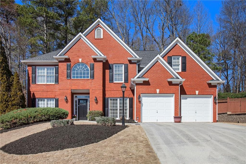 5 bedroom, 3 bathroom single family residence sold at 4275 Chastain Pointe, Kennesaw, GA 30144