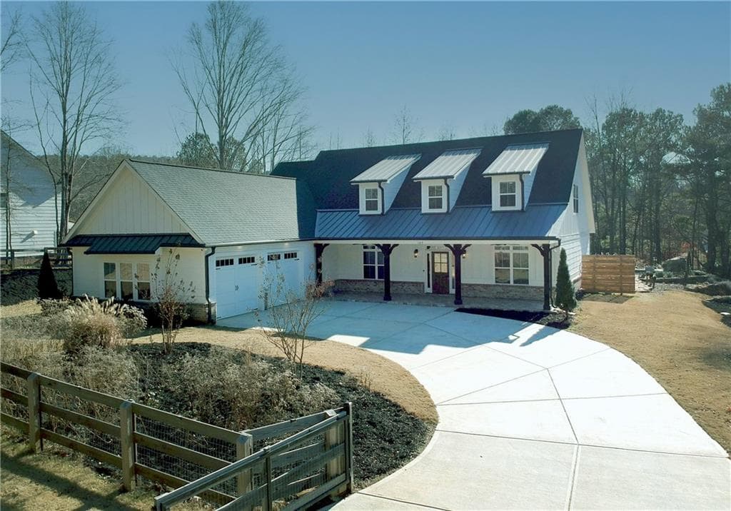 4 bedroom, 4 bathroom, 3,246 sq ft single family residence sold at 105 Crown Lane, Woodstock, GA 30188