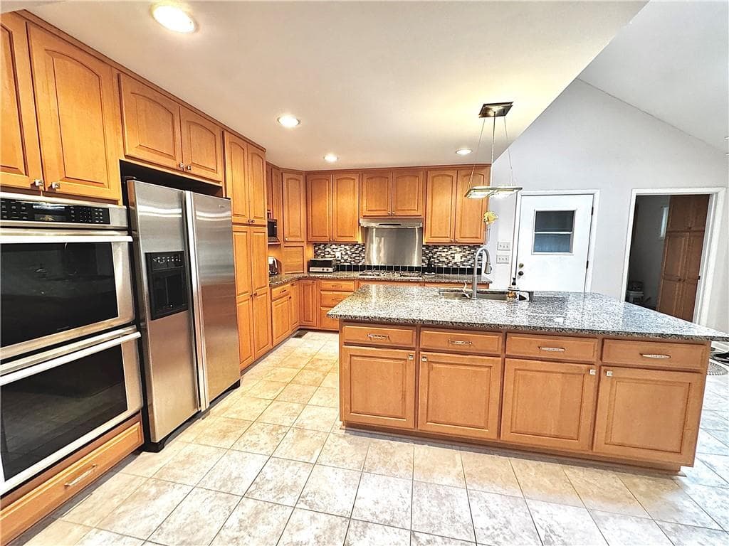 4 bedroom, 3 bathroom single family residence sold at 4341 Kings Way, Marietta, GA 30067