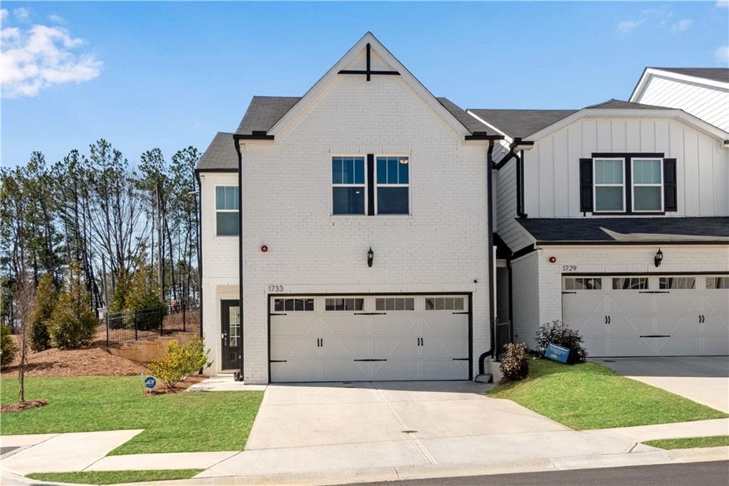 3 bedroom, 3 bathroom townhouse sold at 1733 Hyssop Boulevard, Mableton, GA 30126