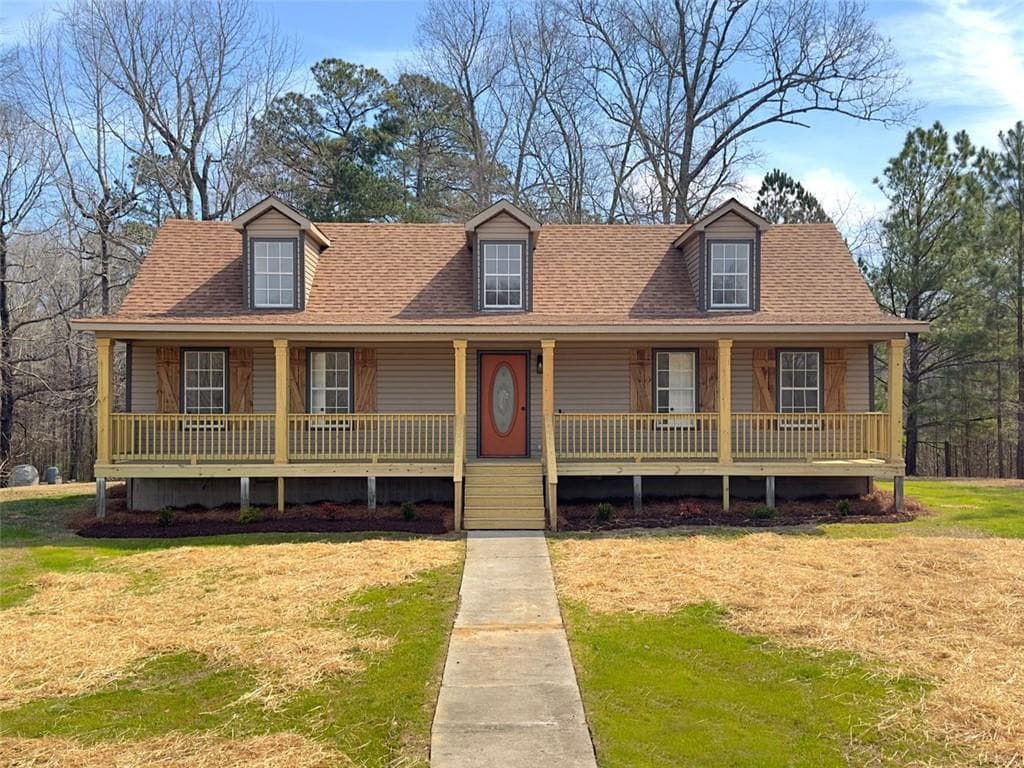3 bedroom, 2 bathroom single family residence sold at 497 Dripping Rock Road, Molena, GA 30258