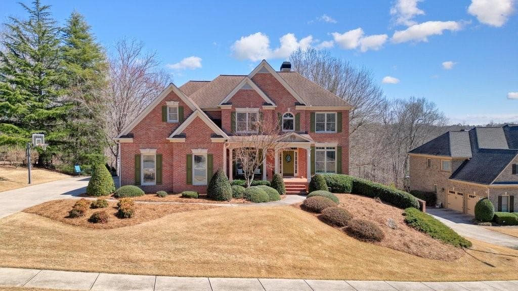 6 bedroom, 5 bathroom single family residence sold at 586 Devon Brooke Drive, Woodstock, GA 30188