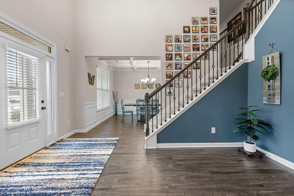 6 bedroom, 6 bathroom single family residence sold at 388 Greighmoor Ct, Loganville, GA 30052
