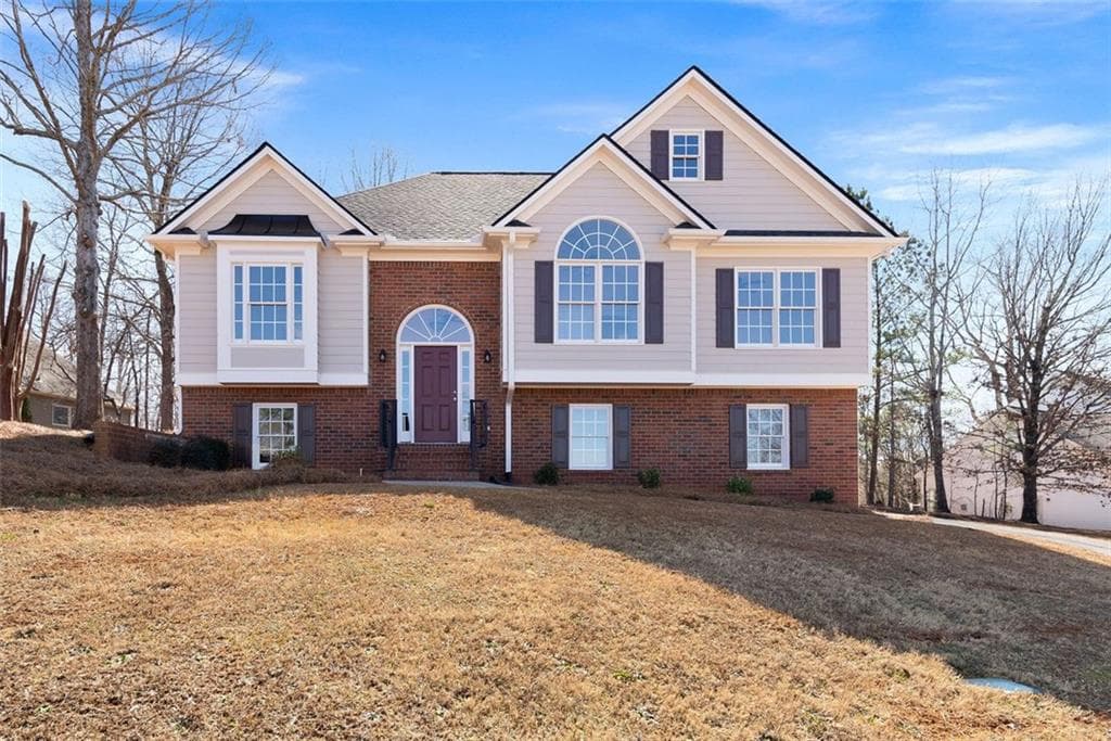 5 bedroom, 3 bathroom single family residence sold at 33 PLANTERS Drive, Cartersville, GA 30120