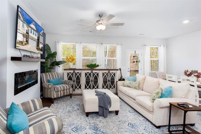 3 bedroom, 3 bathroom single family residence sold at 269 Whitetail Circle, Canton, GA 30115