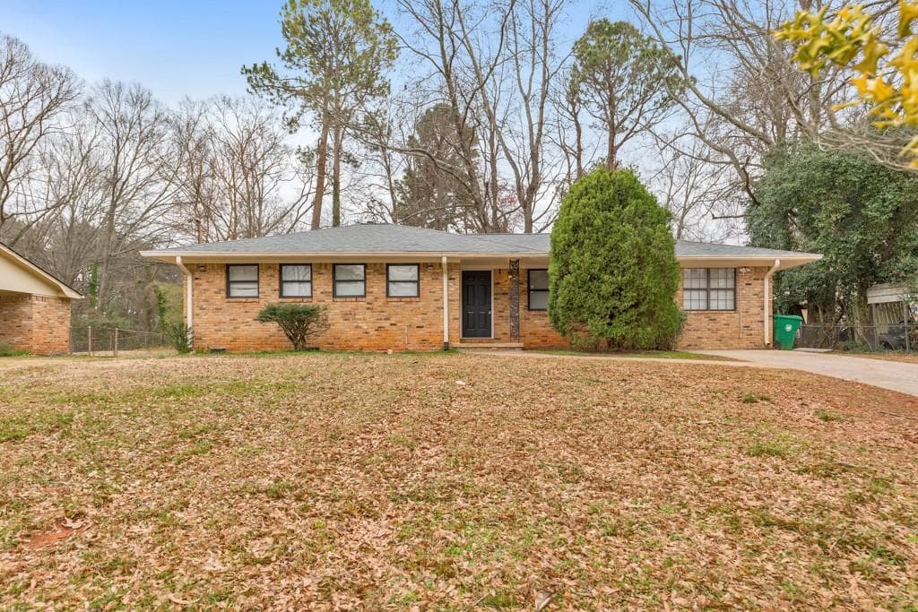 3 bedroom, 2 bathroom single family residence sold at 3783 Brookcrest Circle, Decatur, GA 30032