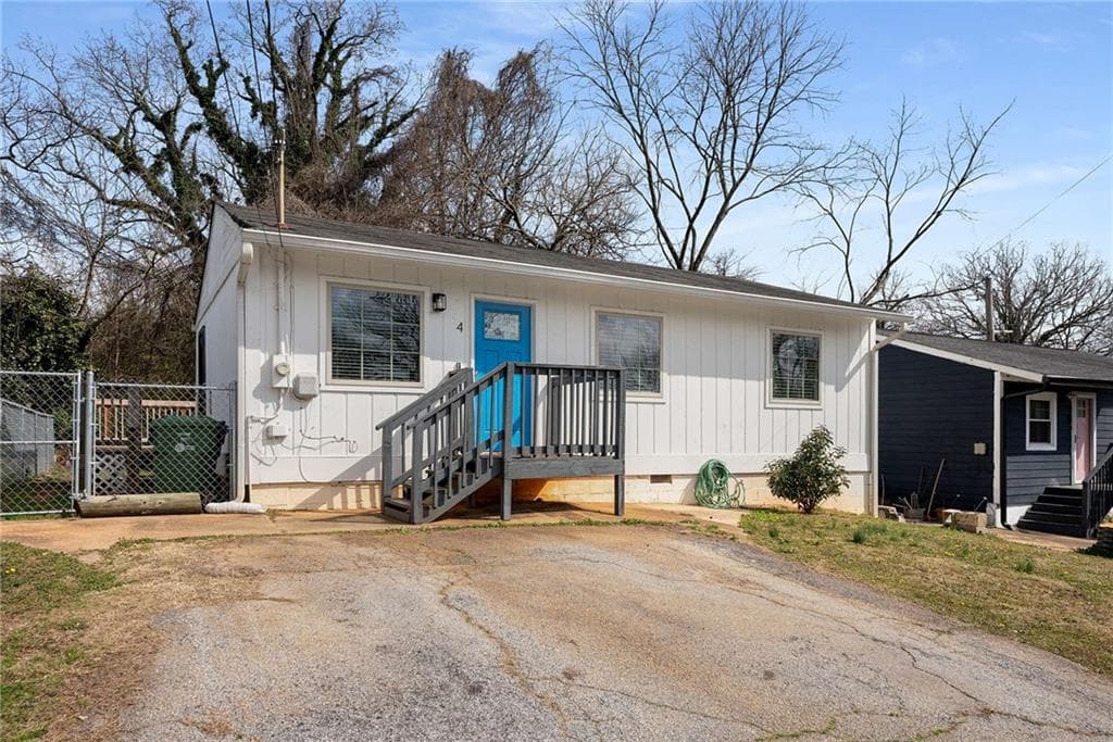 3 bedroom, 1 bathroom single family residence sold at 17 Turman #4 Avenue, Atlanta, GA 30315