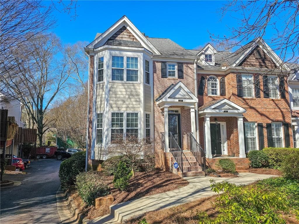 3 bedroom, 3 bathroom, 1,938 sq ft townhouse sold at 1580 Commerce Drive A8, Decatur, GA 30030