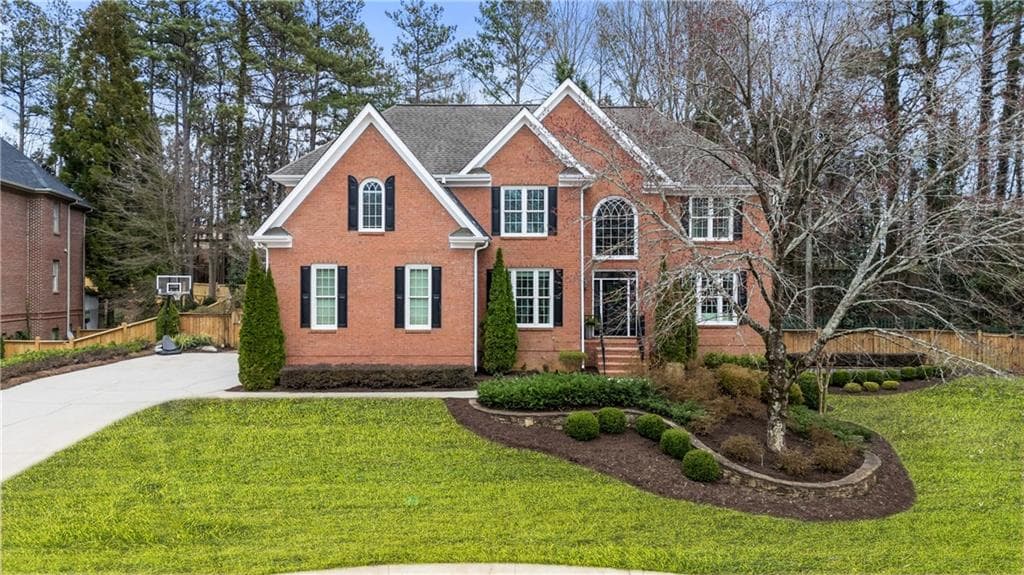6 bedroom, 5 bathroom single family residence sold at 832 Forest Path Lane, Alpharetta, GA 30022