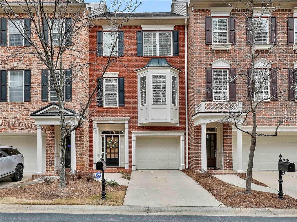 3 bedroom, 4 bathroom townhouse sold at 22 American Walk, Peachtree City, GA 30269