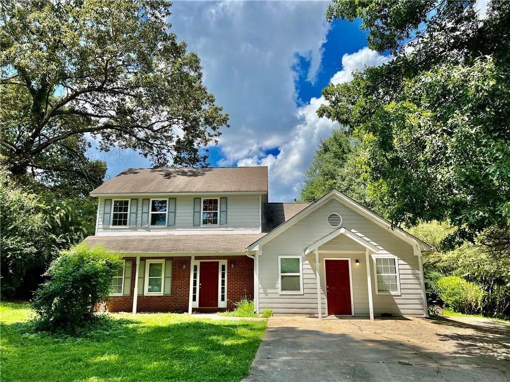 3 bedroom, 3 bathroom single family residence sold at 3053 Herscu Way, Stonecrest, GA 30038