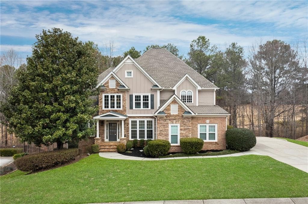 4 bedroom, 3 bathroom single family residence sold at 118 Fairway Overlook Drive, Acworth, GA 30101