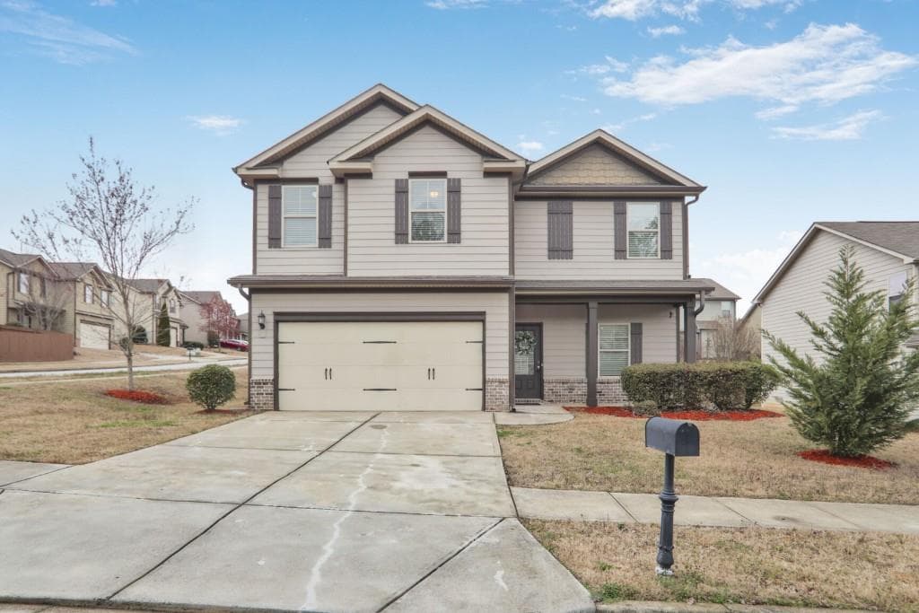4 bedroom, 3 bathroom single family residence sold at 825 Donington Circle, Lawrenceville, GA 30045