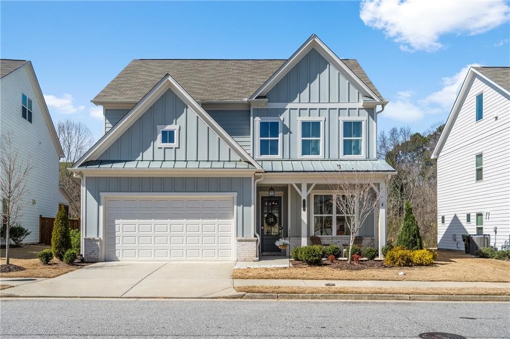 4 bedroom, 4 bathroom single family residence sold at 2042 Drew Drive, Atlanta, GA 30318