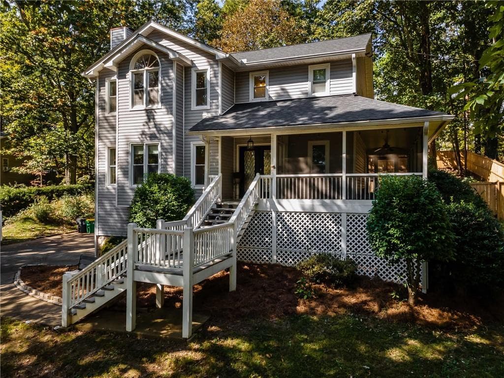 3 bedroom, 3 bathroom single family residence sold at 725 Dena Drive, Canton, GA 30114