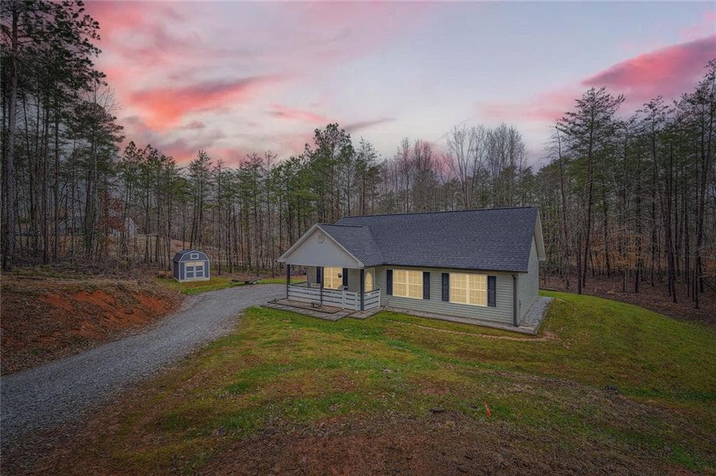 3 bedroom, 2 bathroom single family residence sold at 20 Silver Fox Court, Dahlonega, GA 30533
