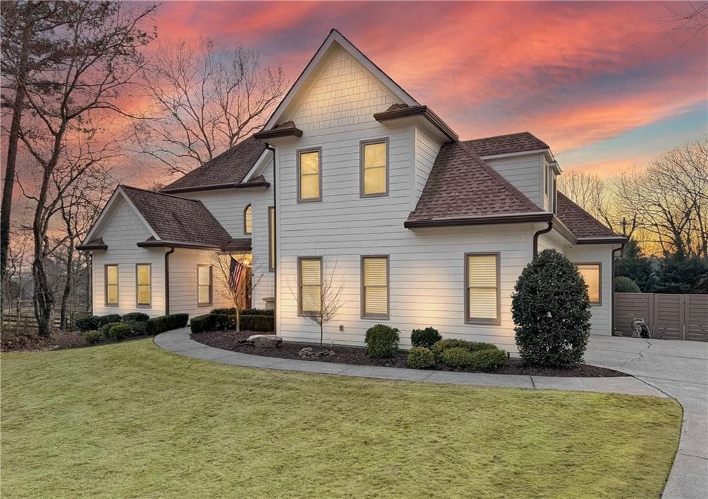 5 bedroom, 5 bathroom single family residence sold at 630 Oakstone Court, Alpharetta, GA 30004