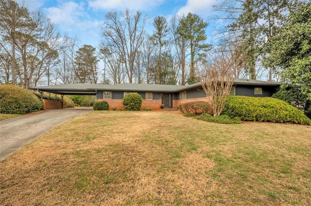 4 bedroom, 4 bathroom, 2,788 sq ft single family residence sold at 1555 Moores Mill Road, Atlanta, GA 30327
