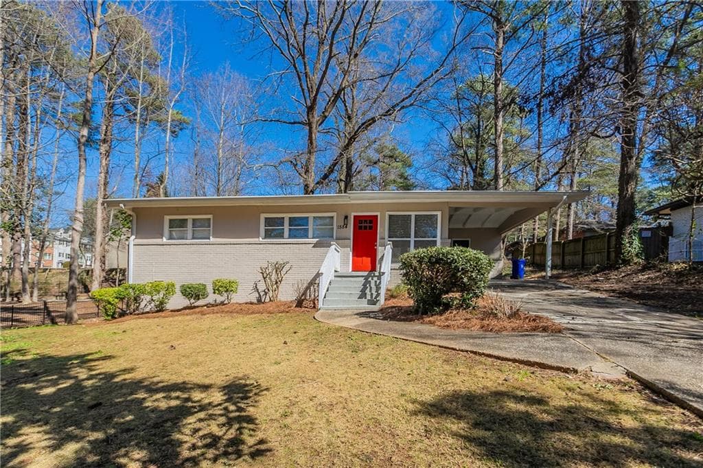 3 bedroom, 1 bathroom, 1,000 sq ft single family residence sold at 1584 Belva Avenue, Decatur, GA 30032