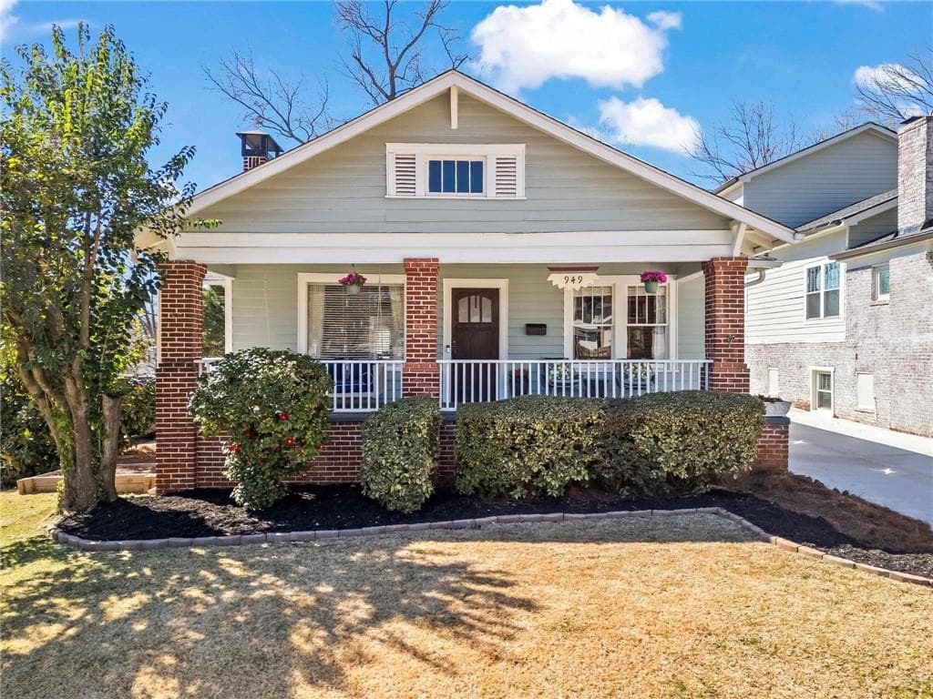 3 bedroom, 2 bathroom single family residence sold at 949 Park Avenue, Atlanta, GA 30315