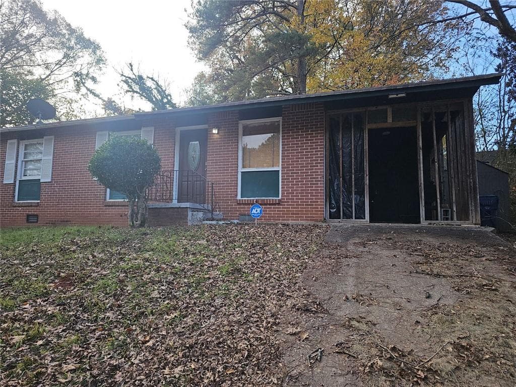 3 bedroom, 2 bathroom single family residence sold at 2383 Baywood Drive, Atlanta, GA 30315