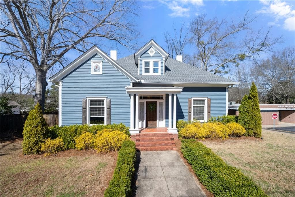3 bedroom, 3 bathroom single family residence sold at 4270 Marietta Street, Powder Springs, GA 30127