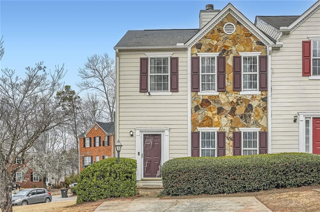 2 bedroom, 3 bathroom, 1,420 sq ft townhouse sold at 2510 Thorngate Drive, Acworth, GA 30101