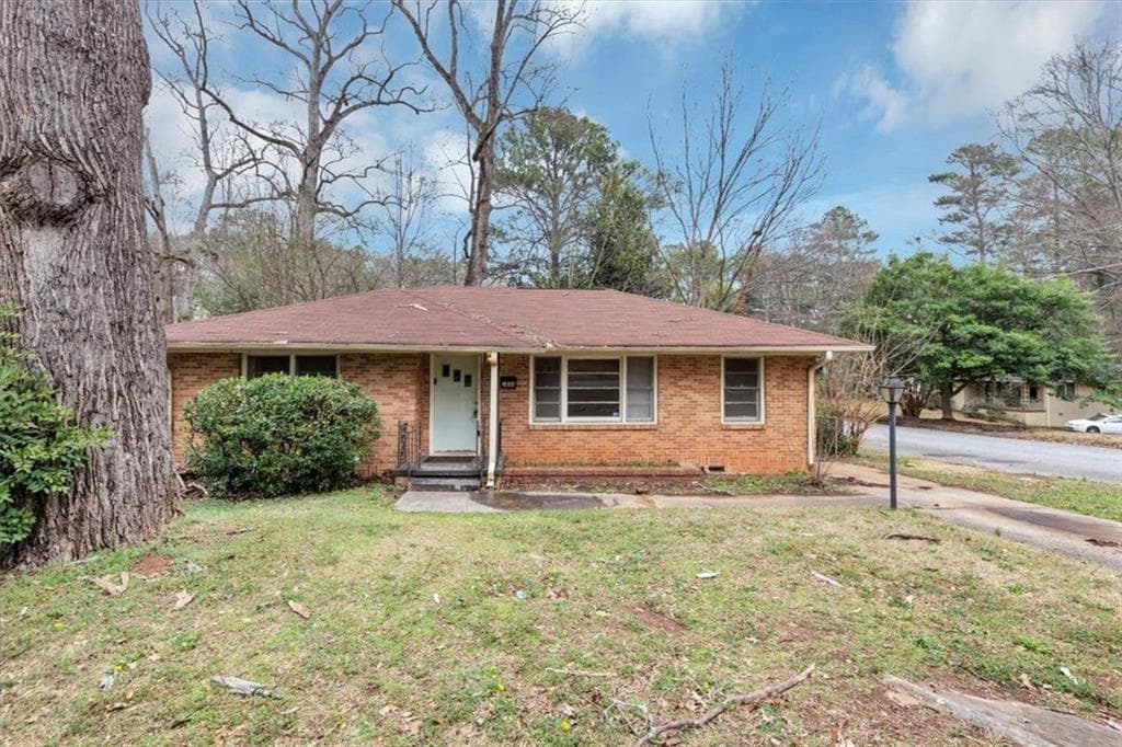 3 bedroom, 2 bathroom single family residence sold at 1844 BUCKEYE Street, Atlanta, GA 30310