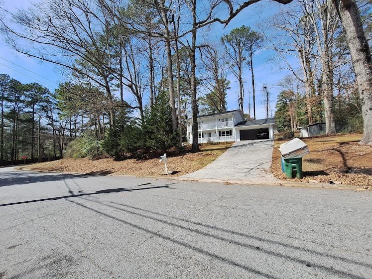 3 bedroom, 3 bathroom single family residence sold at 1211 Golden Circle, Lilburn, GA 30047