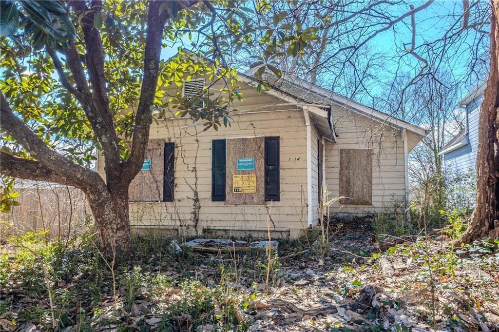3 bedroom, 2 bathroom single family residence sold at 1314 North Avenue, Atlanta, GA 30318