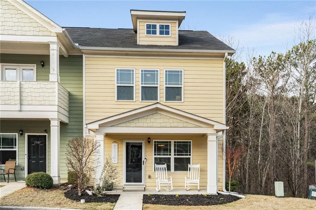 3 bedroom, 3 bathroom townhouse sold at 1739 Brookside Lay Circle, Norcross, GA 30093