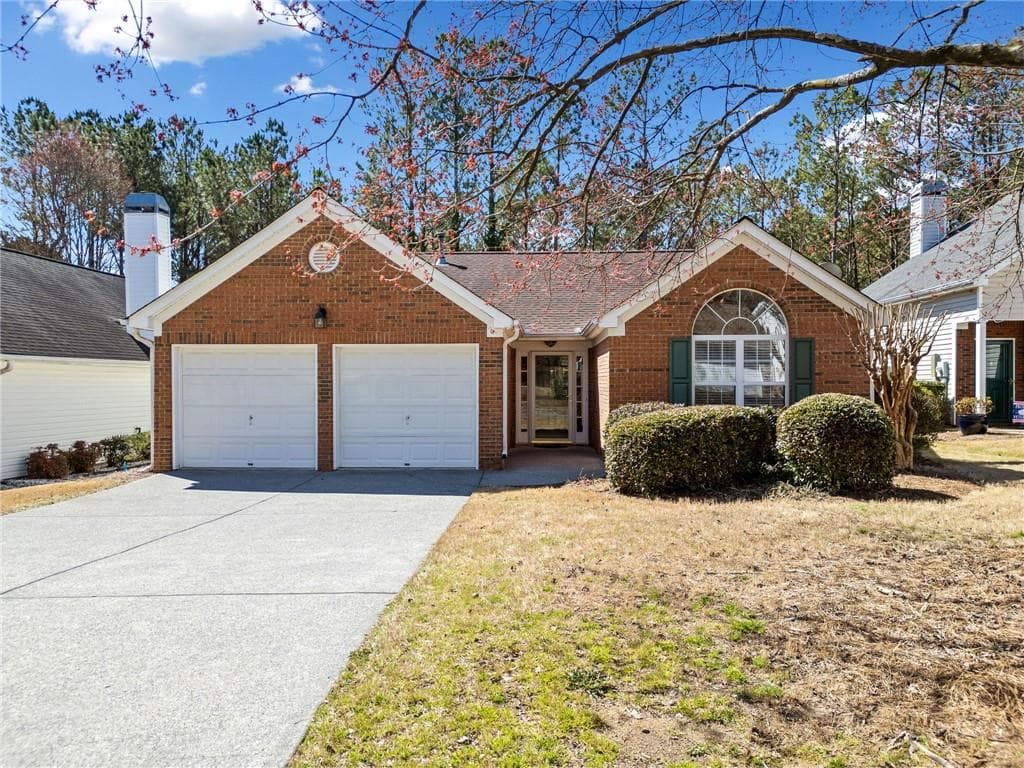 3 bedroom, 2 bathroom single family residence sold at 165 Stoneforest Drive, Woodstock, GA 30189