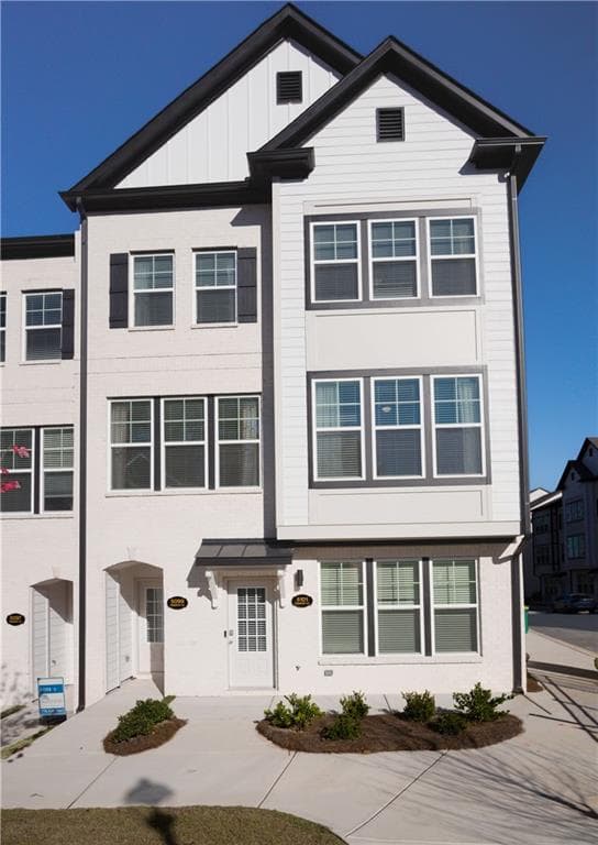 5099 Insperon Lane 8, Peachtree Corners, GA 30092 — most recent listing photo