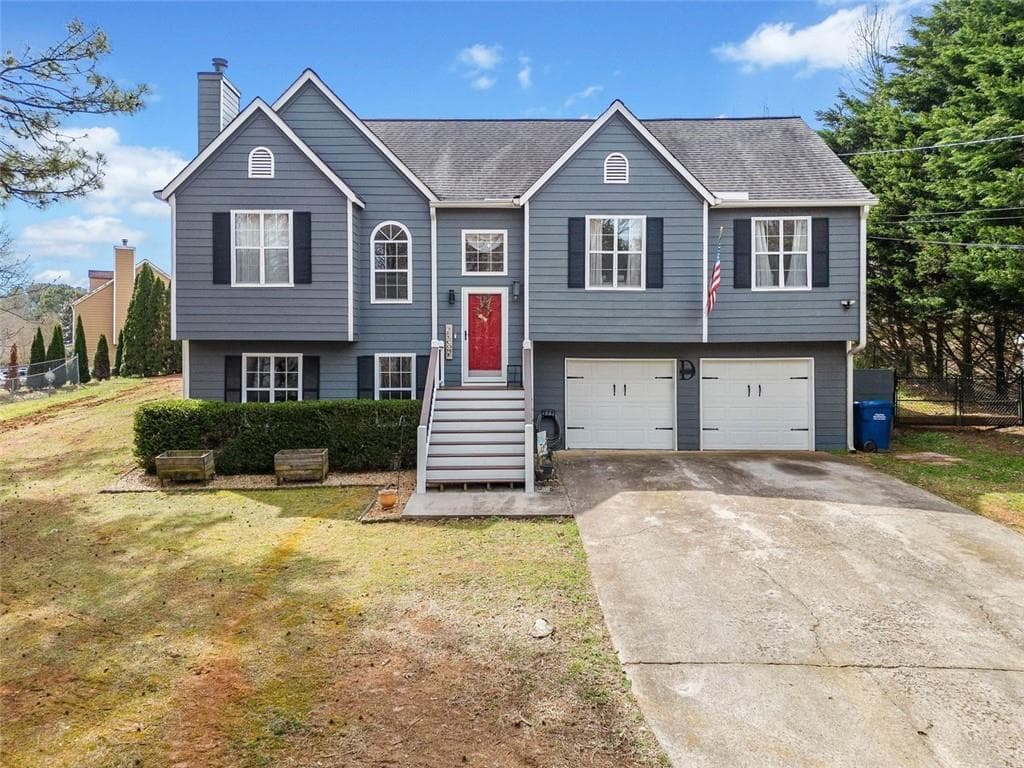 3 bedroom, 2 bathroom single family residence sold at 113 Emerald Pines Drive, Dallas, GA 30157