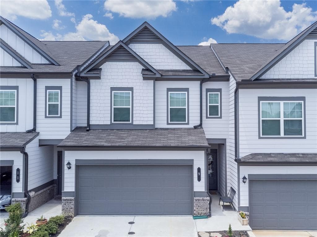 3 bedroom, 3 bathroom townhouse sold at 9 Felton Walk Boulevard, Cartersville, GA 30120