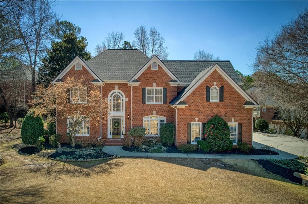 5 bedroom, 5 bathroom single family residence sold at 900 Great Rissington Way, Alpharetta, GA 30022