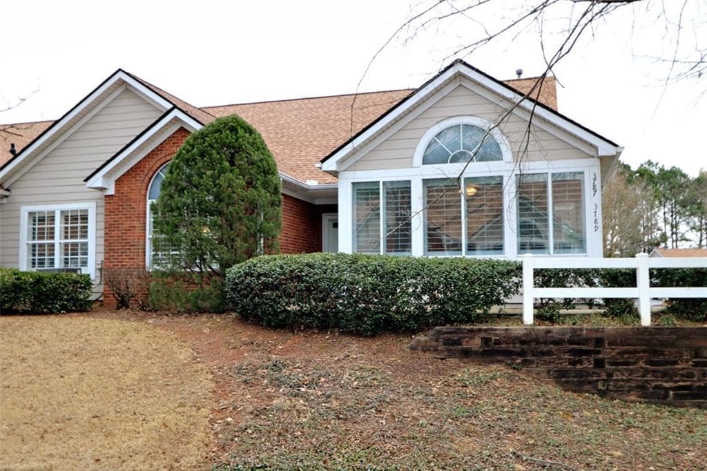 3 bedroom, 2 bathroom condominium sold at 3787 VINEYARDS LAKE Circle 21, Kennesaw, GA 30144
