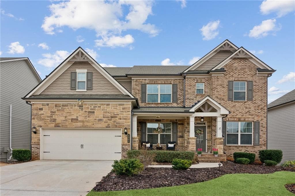 5 bedroom, 3 bathroom single family residence sold at 6902 Lancaster Crossing, Flowery Branch, GA 30542