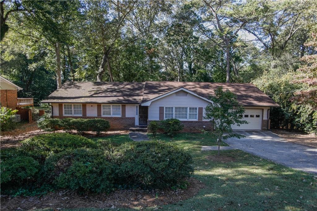 4042 Shady Circle, Lilburn, GA 30047 — most recent listing photo