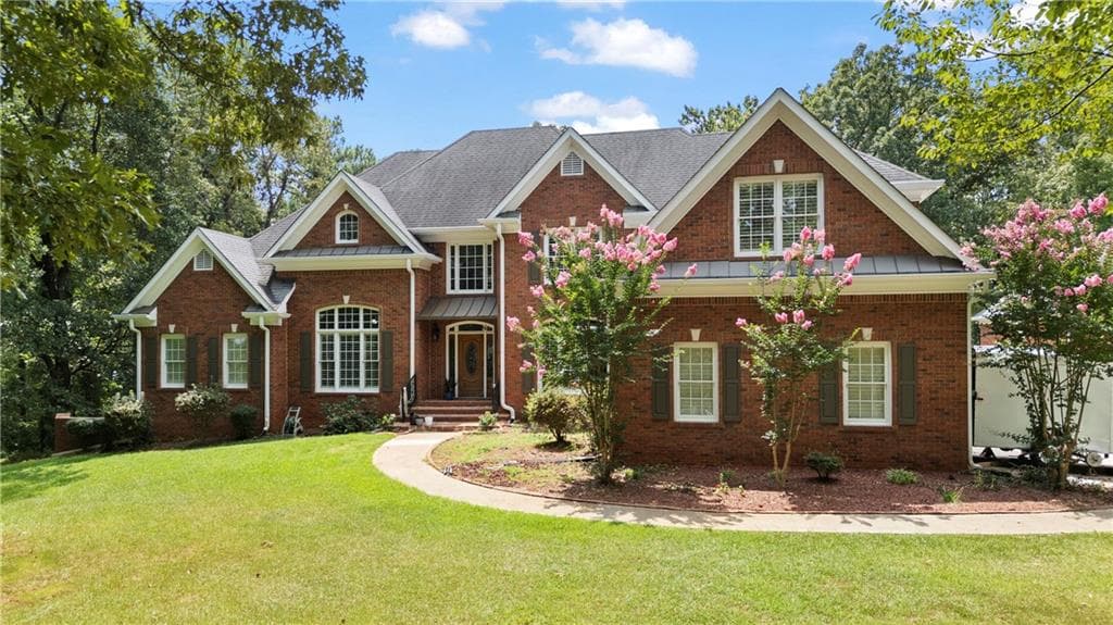 6 bedroom, 6 bathroom single family residence sold at 8041 S Giles Road, Douglasville, GA 30135
