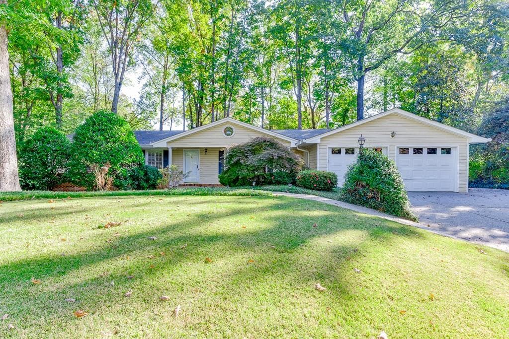 4 bedroom, 3 bathroom single family residence sold at 130 Bonnie Lane, Sandy Springs, GA 30328