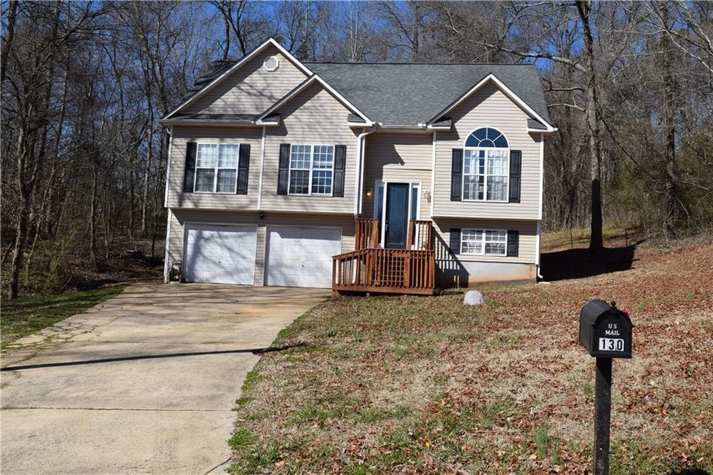 3 bedroom, 2 bathroom single family residence sold at 130 Opal Lane, Carrollton, GA 30116